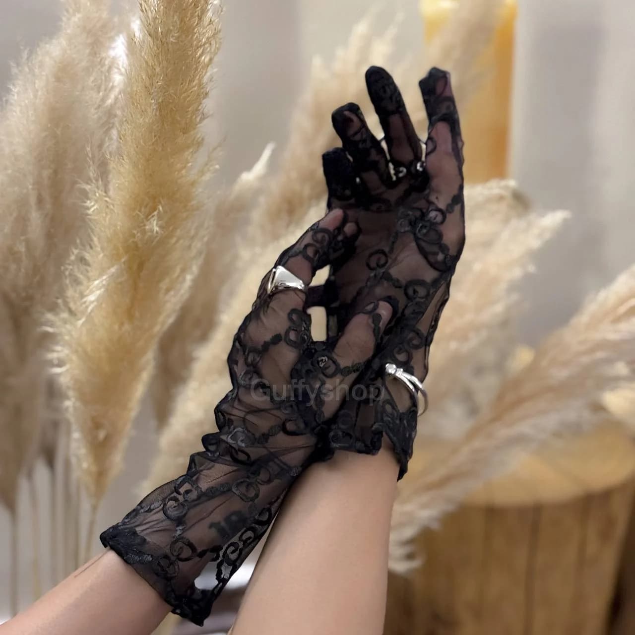دستکش توری گوچی — تصویر ۳