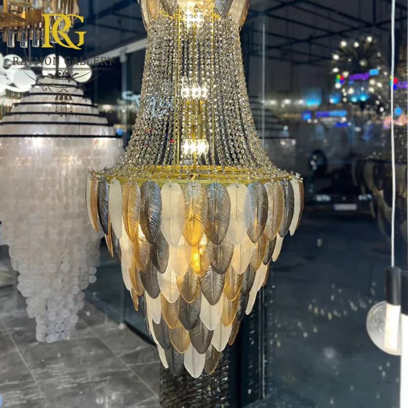 لوستر نئوکلاسیک مدل پریمیوم طرح پر — تصویر ۵