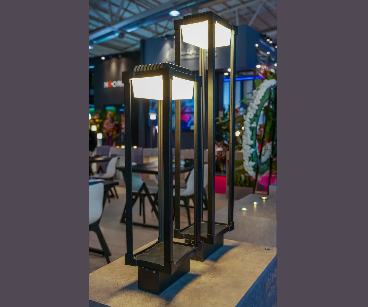 چراغ(65cm/35W) کد 282 پارکی افرا زمرد نور
