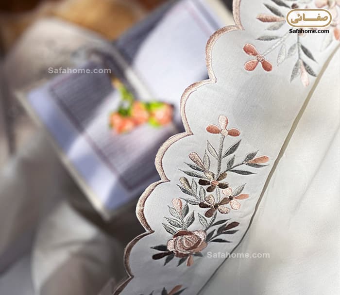 چادر نماز و مقنعه عروس مدل گلدوزی — تصویر ۴