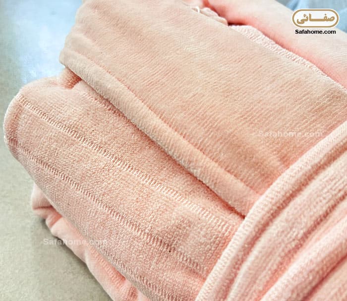 سرویس حوله عروس و داماد مدل راه راه طوسی و گلبهی — تصویر ۴