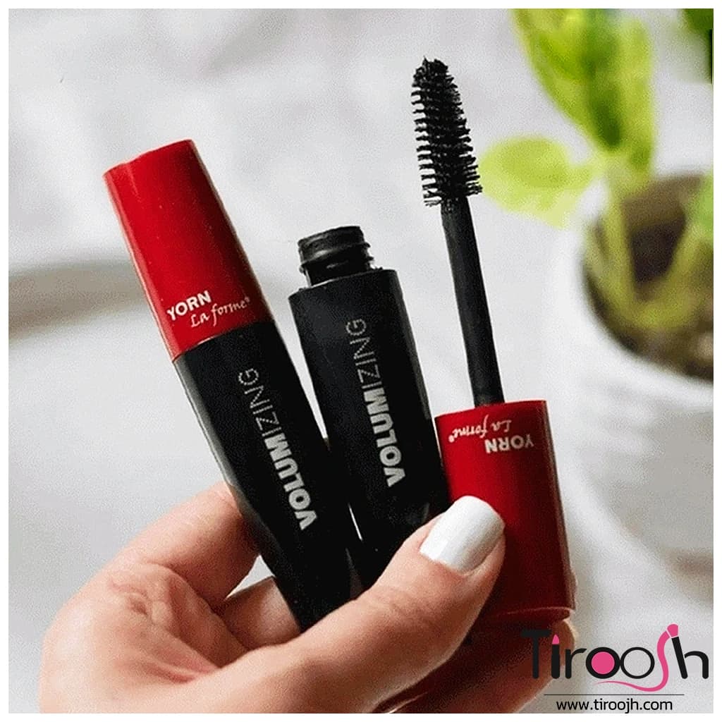 ریمل حجم دهنده یورن Volumizing پر پشت کننده مژه‌ های نازک — تصویر ۶