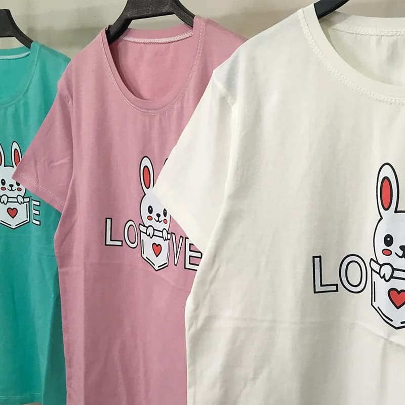 تیشرت زنانه طرح فانتزی خرگوش و love — تصویر ۳