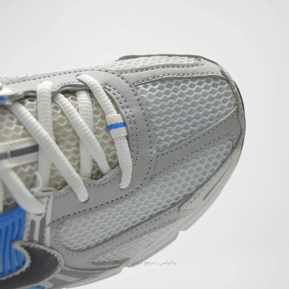 کتونی Nike مدل Zoom Vomero 5 – FJ4151-100 — تصویر ۴