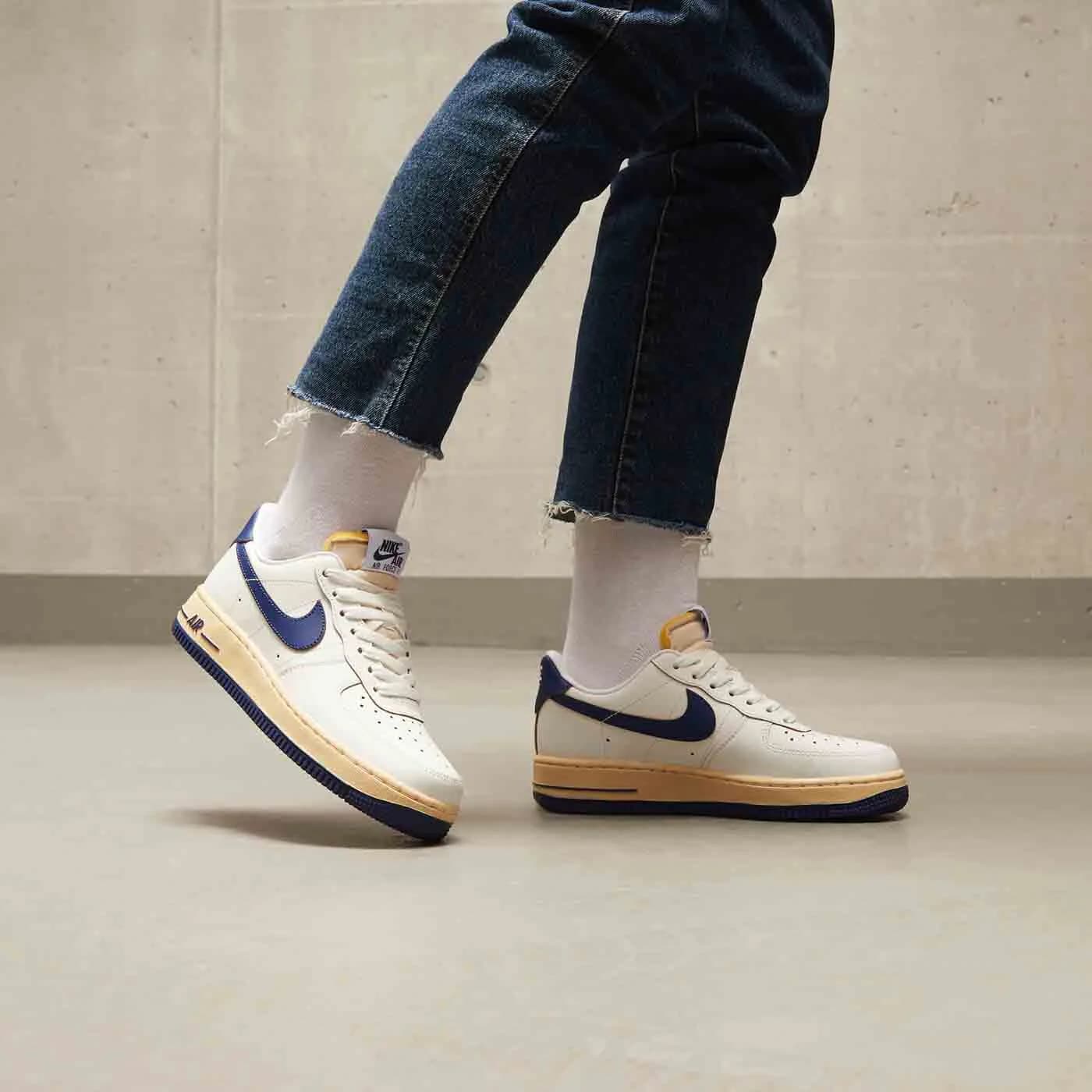 کتونی Nike مدل Air Force 1 Low – FQ8103-133 — تصویر ۷