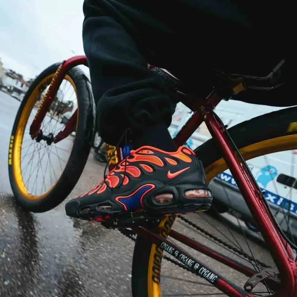 کتونی Nike مدل Air Max Plus Drift – FD4290-003 — تصویر ۸