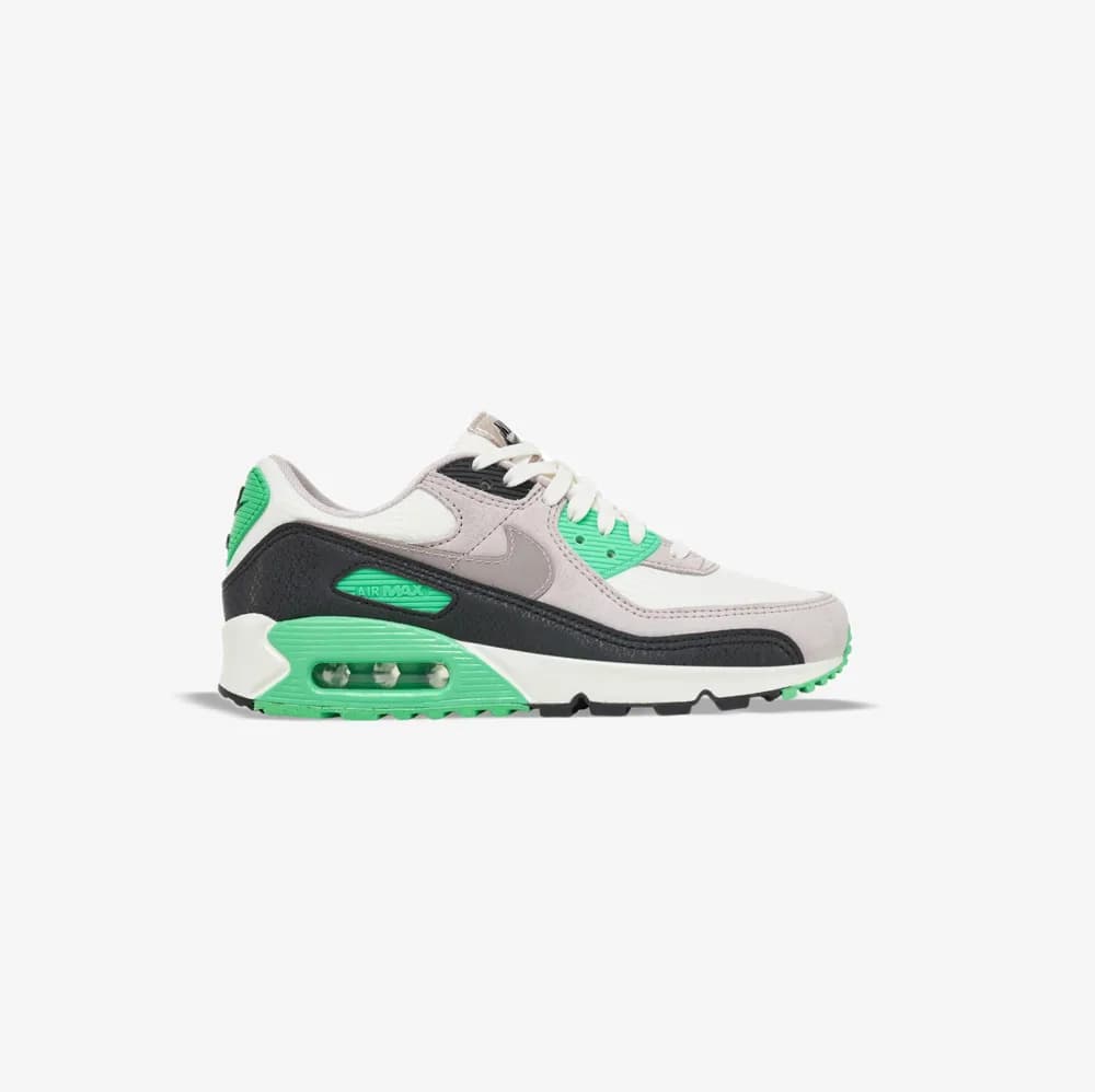 کتونی Nike مدل Air Max 90 – FJ3208-001