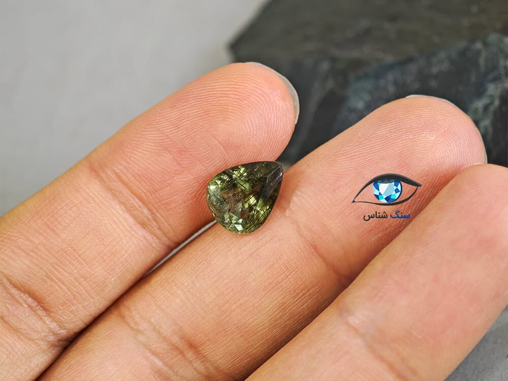 زبرجد سبز طبیعی 3.9 قیراط — تصویر ۲