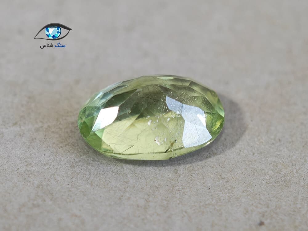 زبرجد طبیعی 1.8 قیراط — تصویر ۳