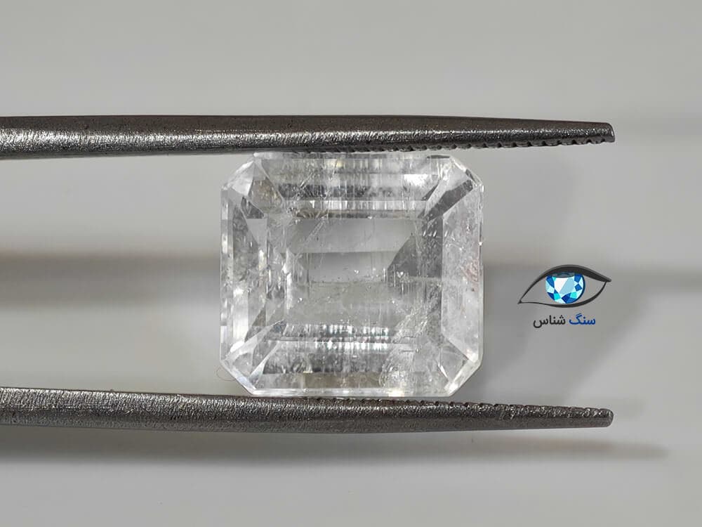 سنگ گوشنیت (بریل بی رنگ) طبیعی 6.6 قیراط