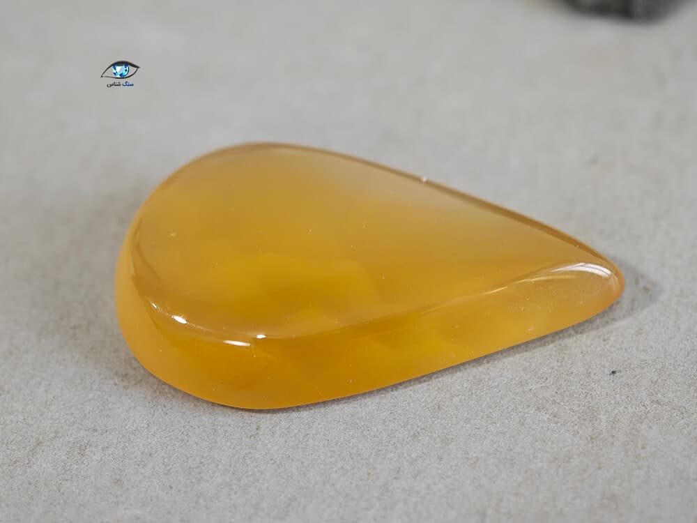 سنگ عقیق زرد عسلی طبیعی 4.9 گرم — تصویر ۲