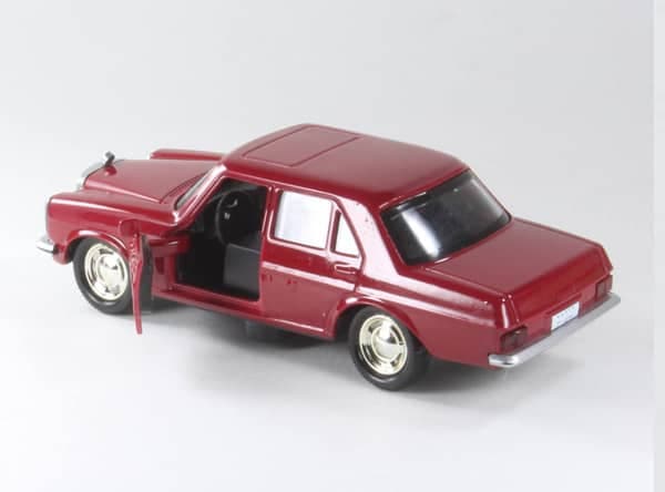 ماکت فلزی عقبکش مرسدس بنز Mercedes Benz 220 — تصویر ۲