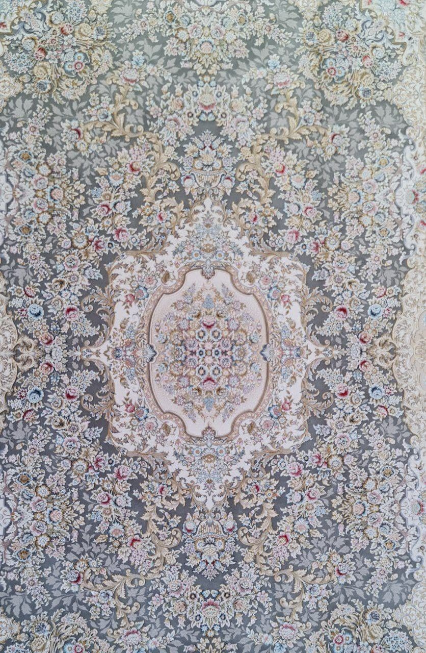 فرش ۱۵۰۰ شانه برجسته نقشه باغ بهشت زمینه ذغالی — تصویر ۳