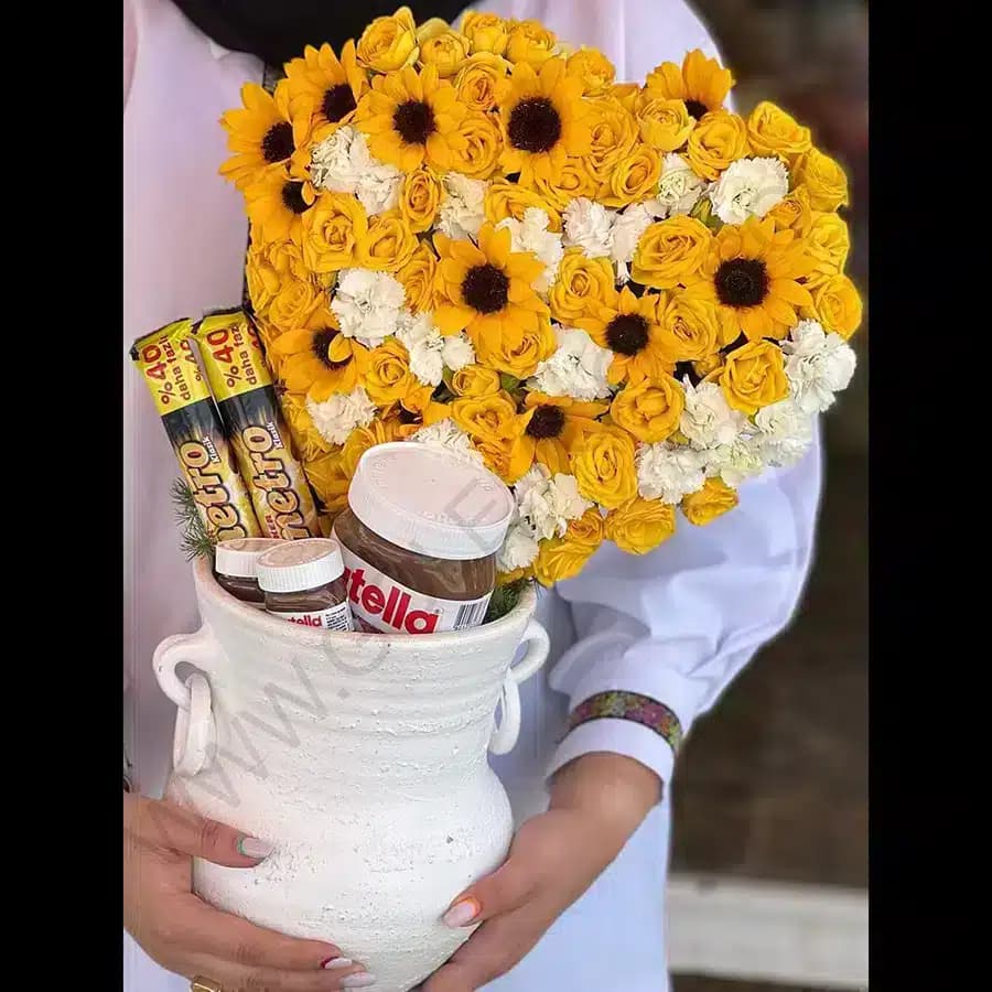 جام گل و شکلات تیسا — تصویر ۲