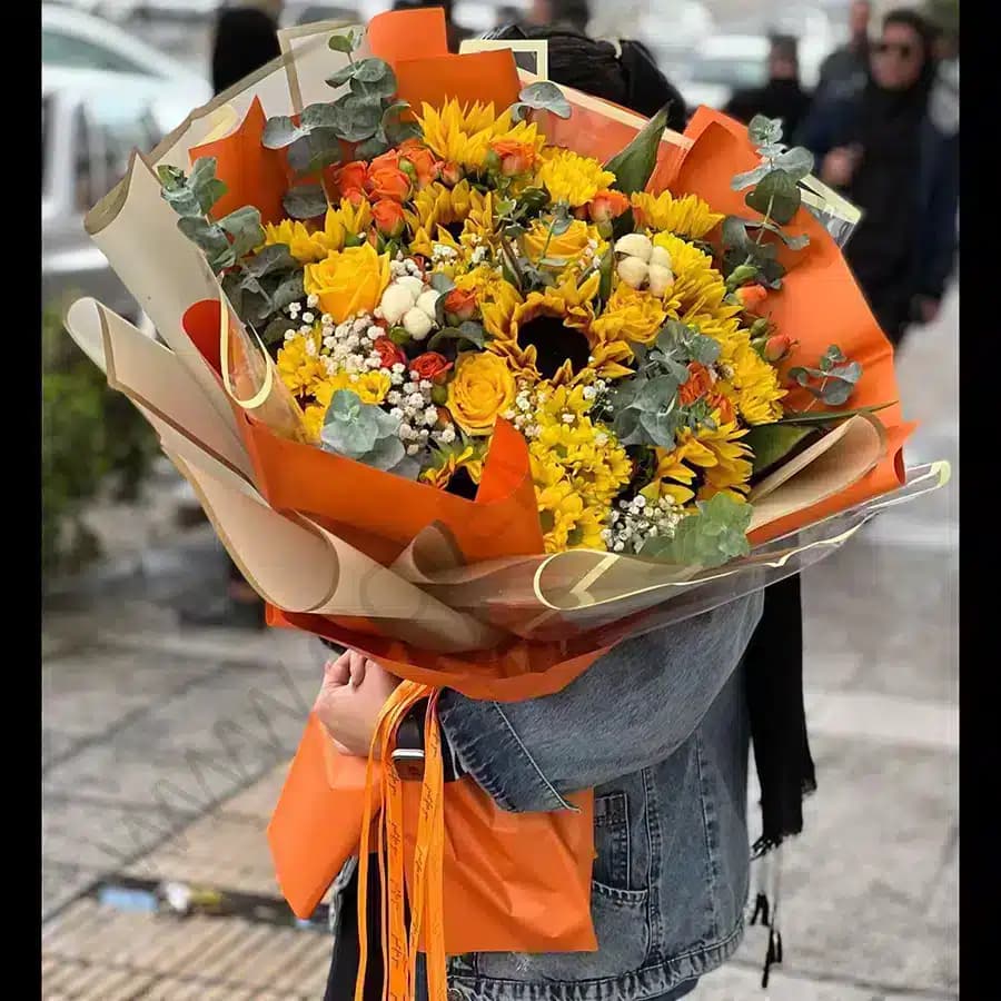 دسته گل تندیس — تصویر ۲