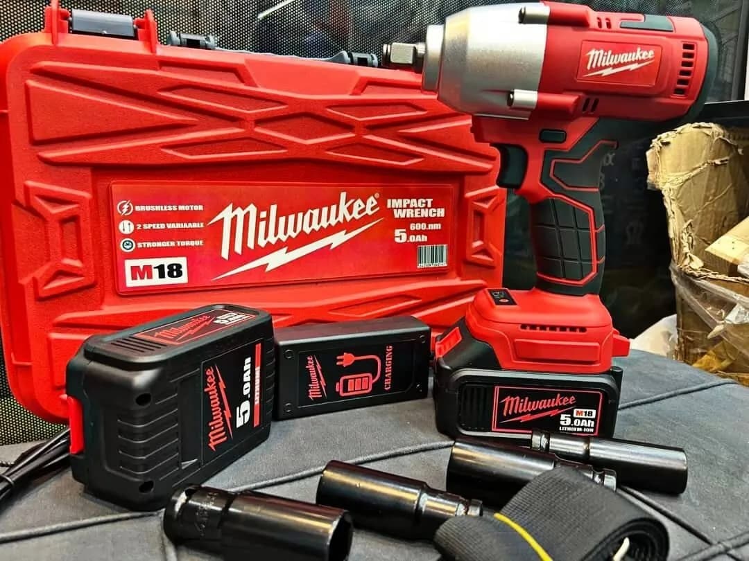 بکس شارژی فوق حرفه ای 600 نیوتن میلواکی مدل M18