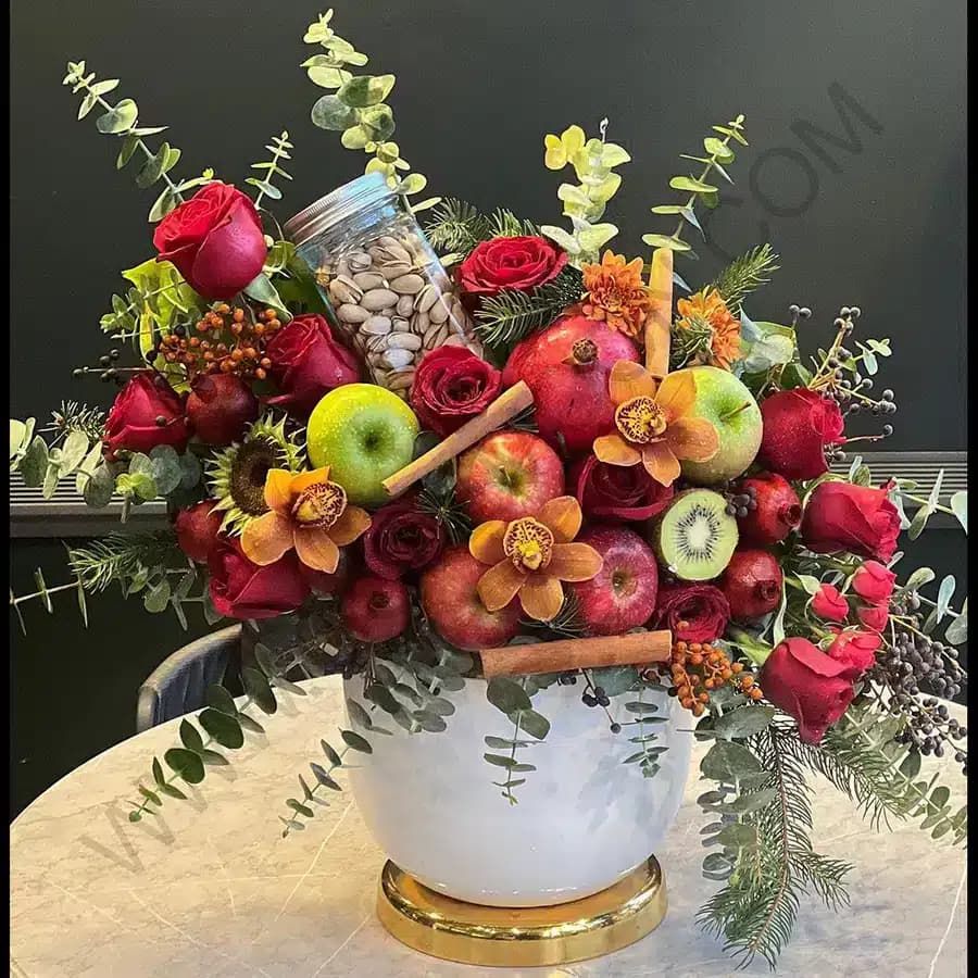 جام گل و میوه آرمینا