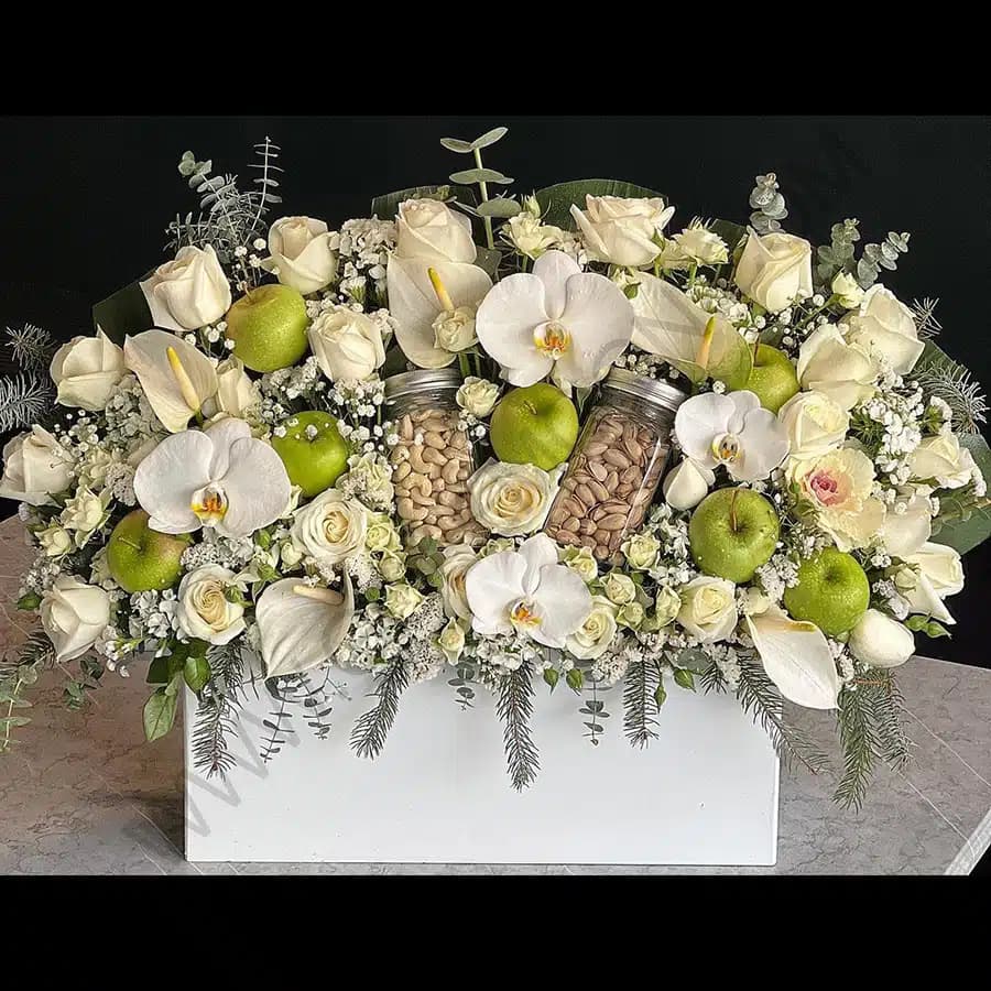 باکس گل و میوه لینا