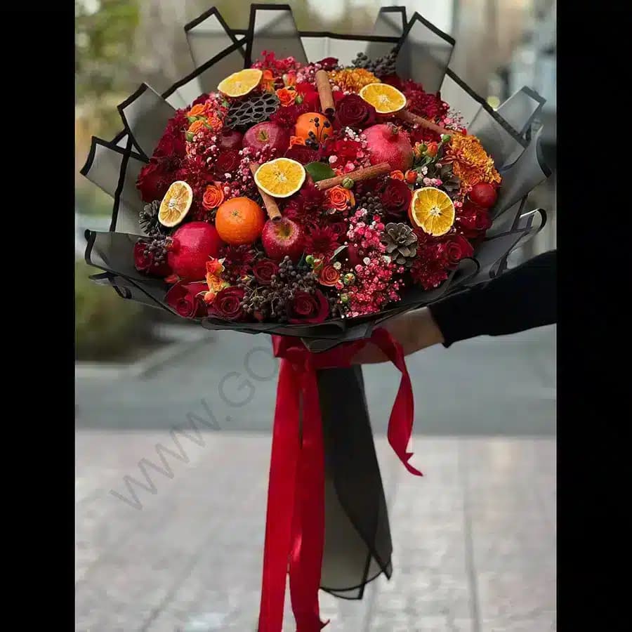 دسته گل و میوه نیلا