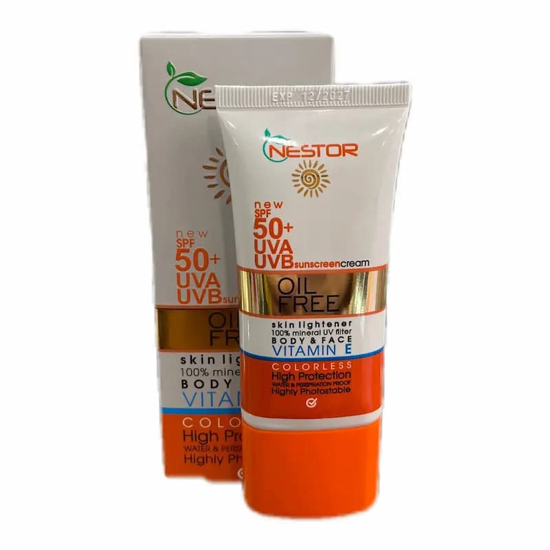 ضدآفتاب بیرنگ ویتامین E نستور | پوست چرب و مختلط، SPF50