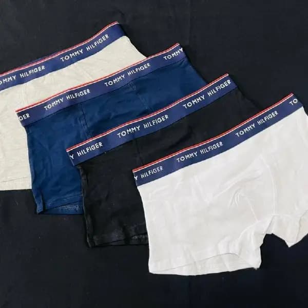 شورت مردانه نیم پا کش پهن Tommy Hilfiger