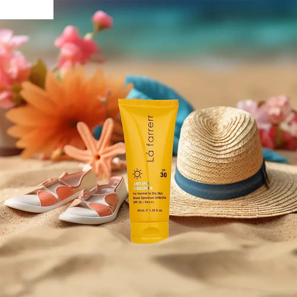 کرم ضد آفتاب و ضد لک بی‌رنگ لافارر SPF30 مناسب پوست نرمال و خشک حجم 40 میلی‌لیتر — تصویر ۳
