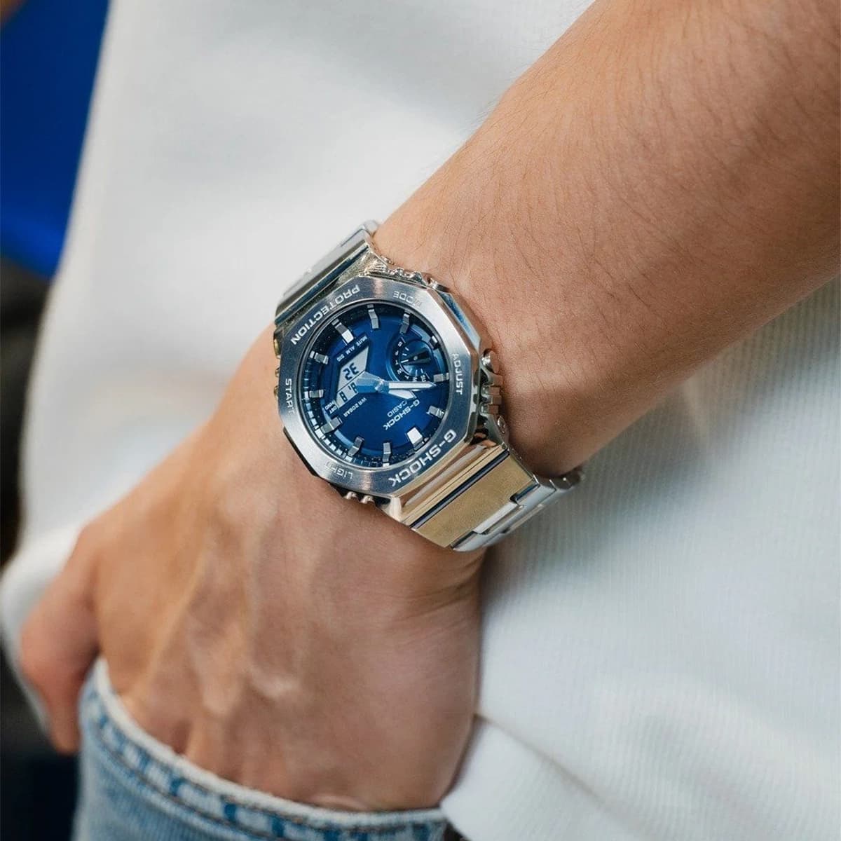 ساعت مچی جی شاک مدل G-Shock GM-2110D-2BDR — تصویر ۵