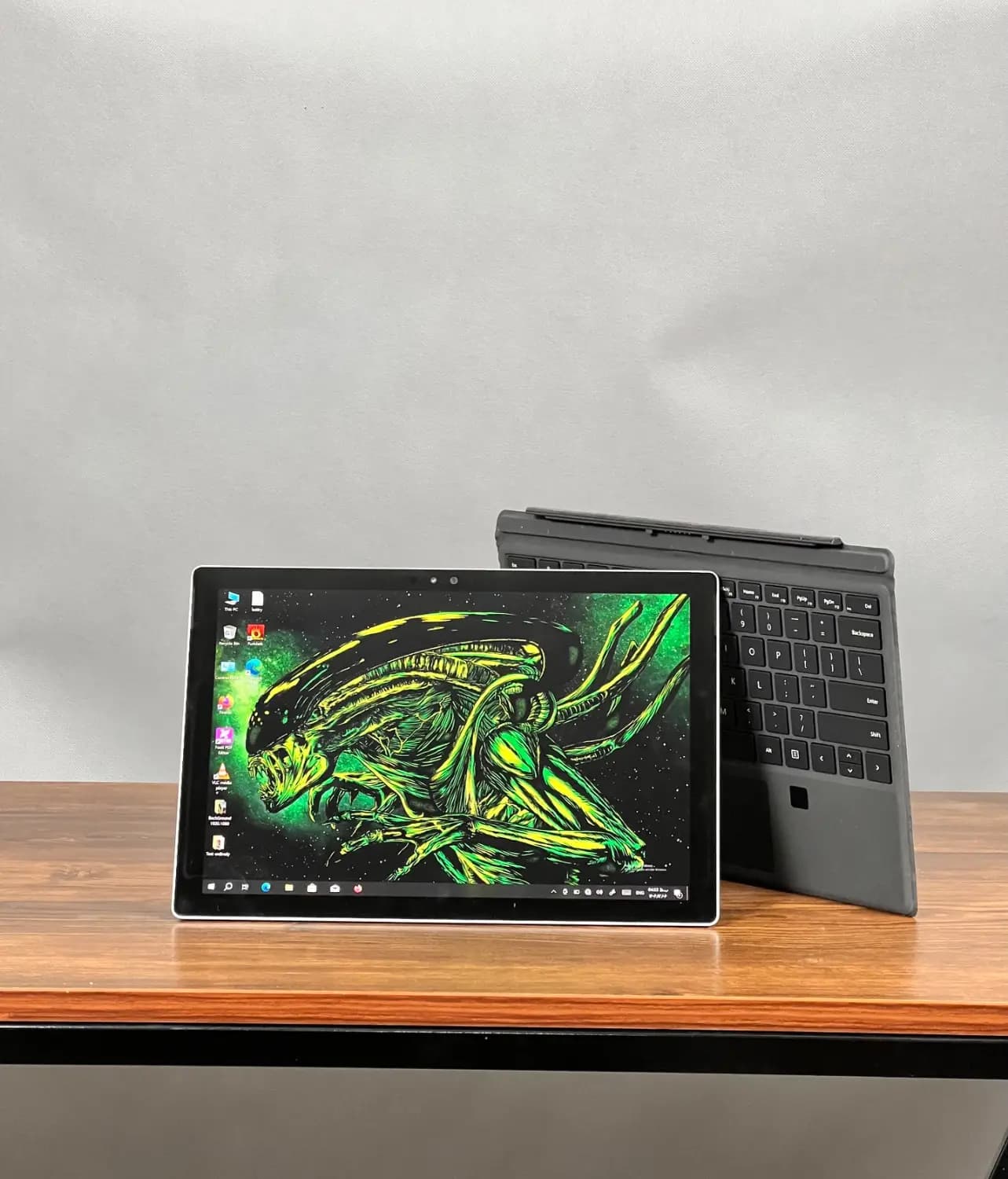 لپ تاپ Surface PRO 7 Plus i5 — تصویر ۳