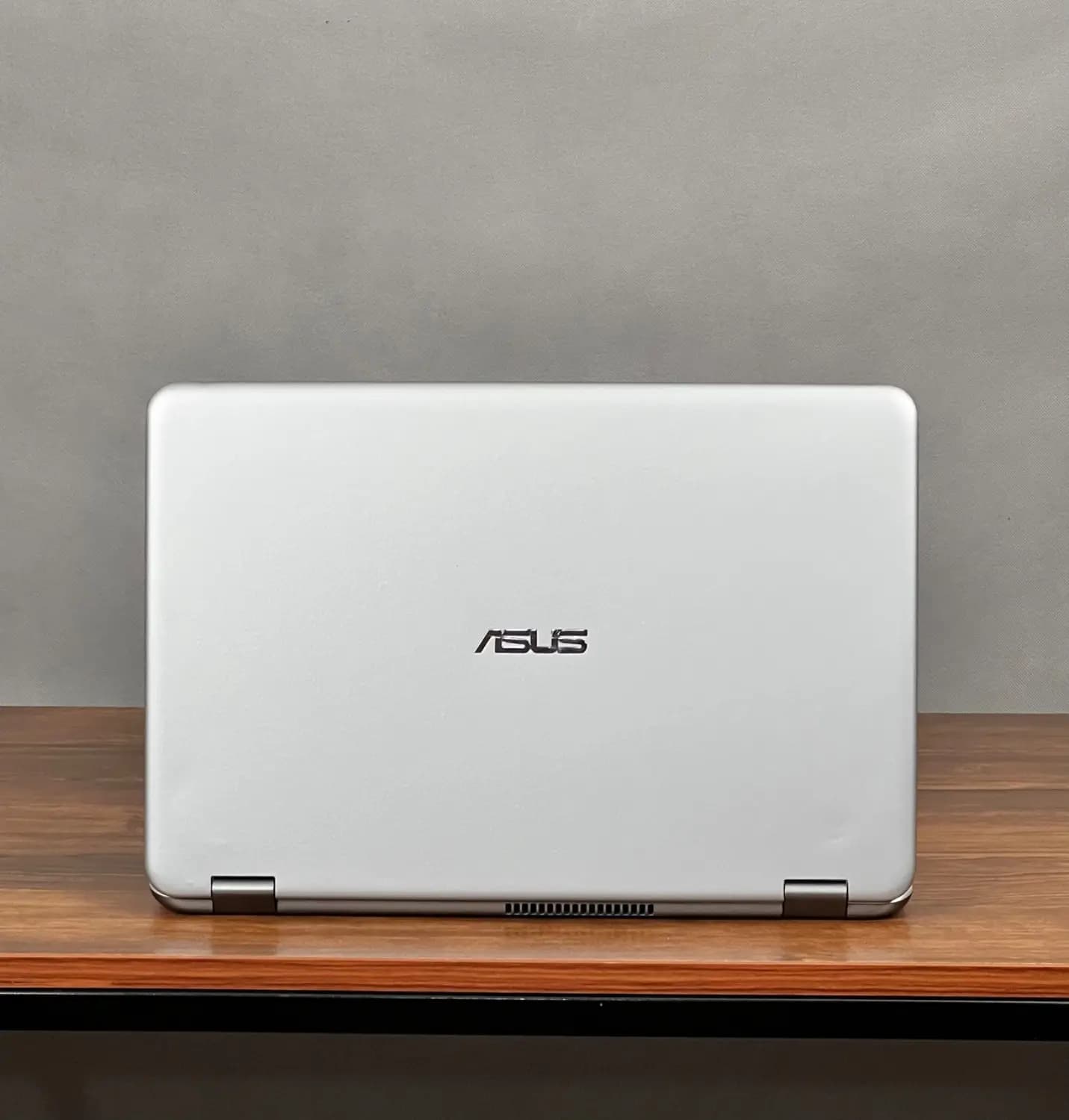 لپ تاپ ASUS TP501 — تصویر ۵