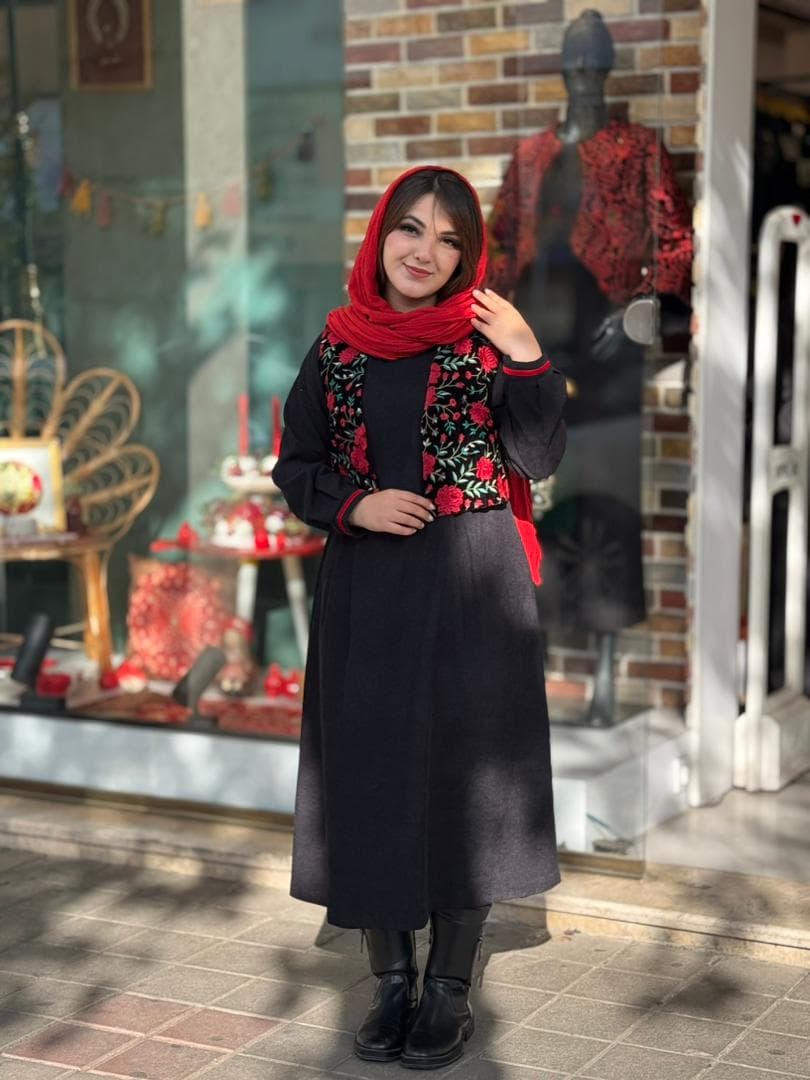 ست آهو گل قرمز درشت — تصویر ۲