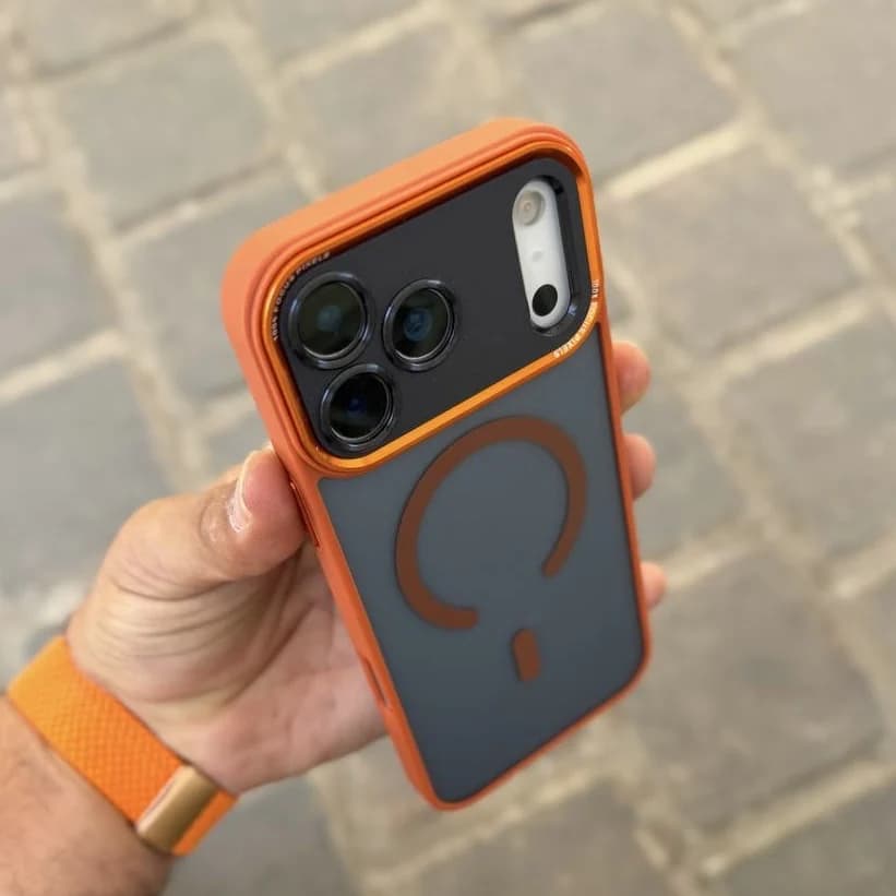 قاب pixels case (آیفون) — تصویر ۴