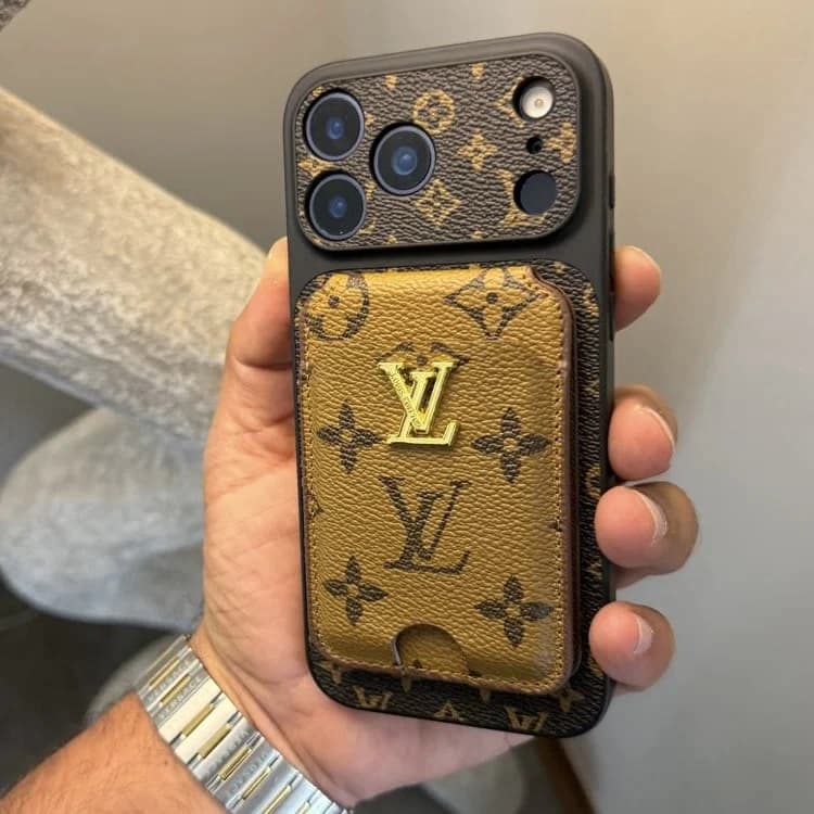 قاب LV magnetic (آیفون) — تصویر ۲