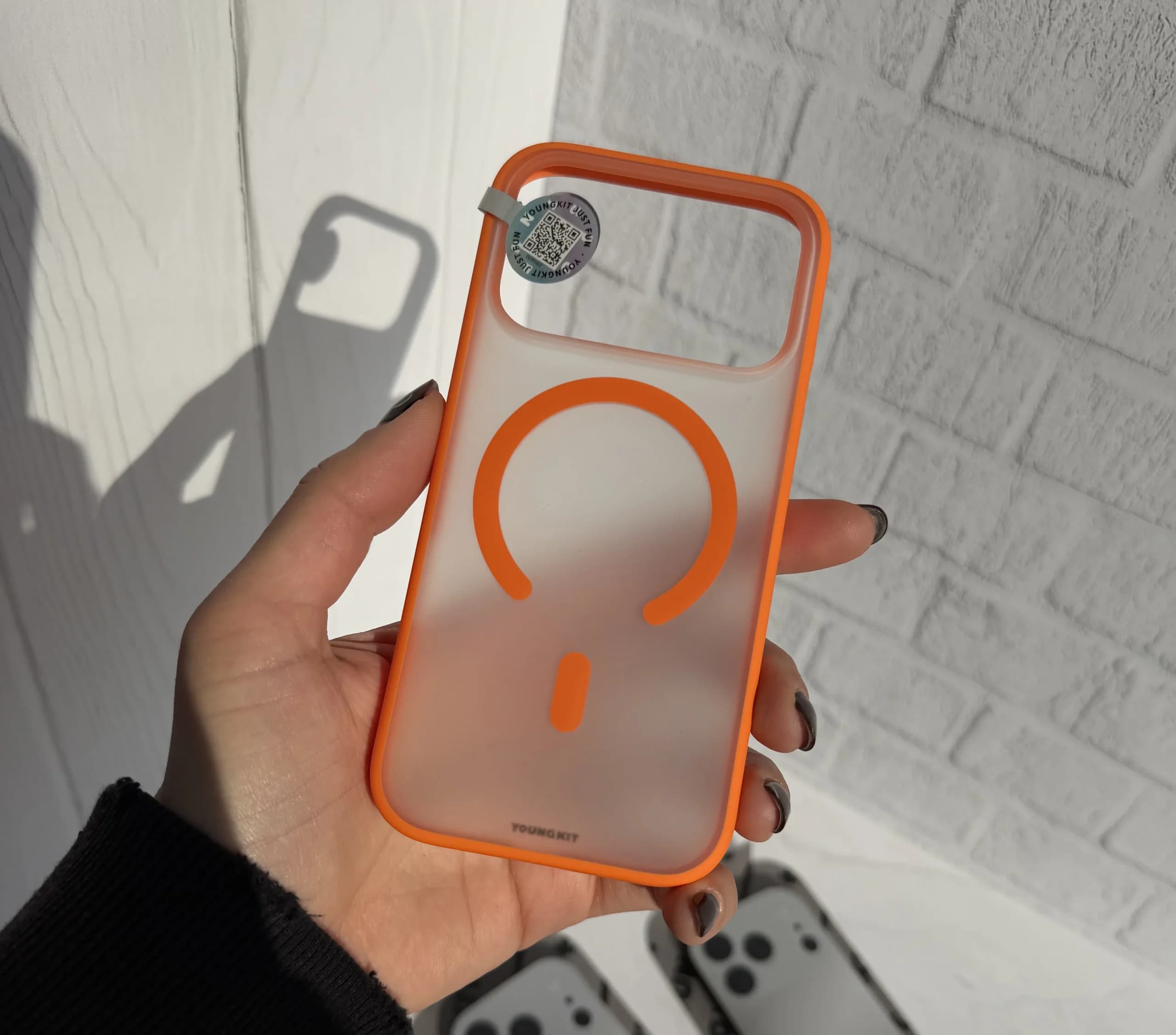 قاب youngkit clear magnetic (آیفون) — تصویر ۶