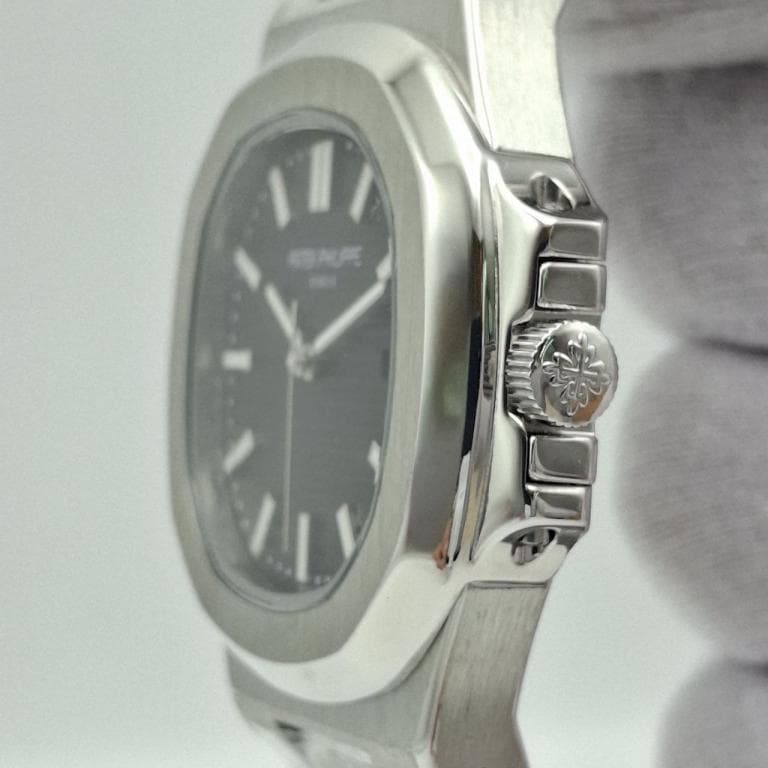 ساعت مردانه پتک فیلیپ ناتیلوس صفحه مشکی موتور ژاپن Patek Philippe — تصویر ۳