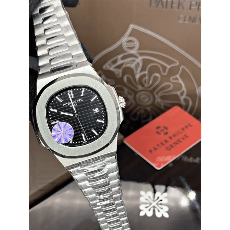 ساعت مچی پتک فیلیپ ناتیلوس مردانه صفحه مشکی Patek Philippe — تصویر ۴