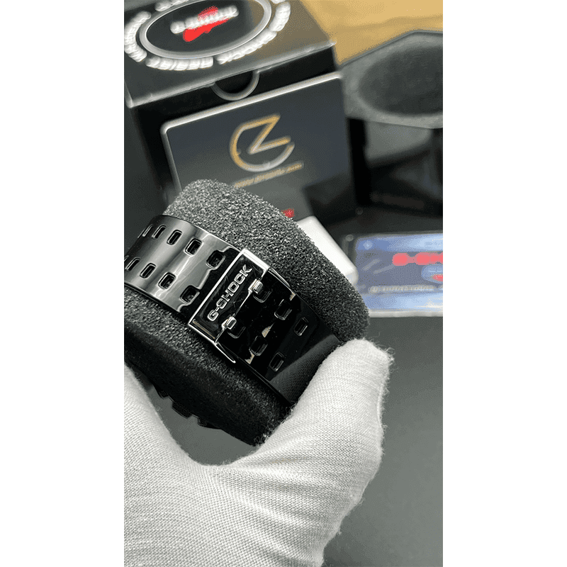 ساعت مچی مردانه کاسیو جی شاک قرمز صفحه مشکی Casio G-Shock GA-110RR Red Black Screen — تصویر ۴