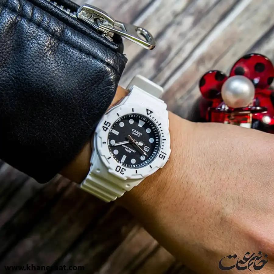 ساعت مچی زنانه کاسیو اصل مدل LRW-200H-1E — تصویر ۶