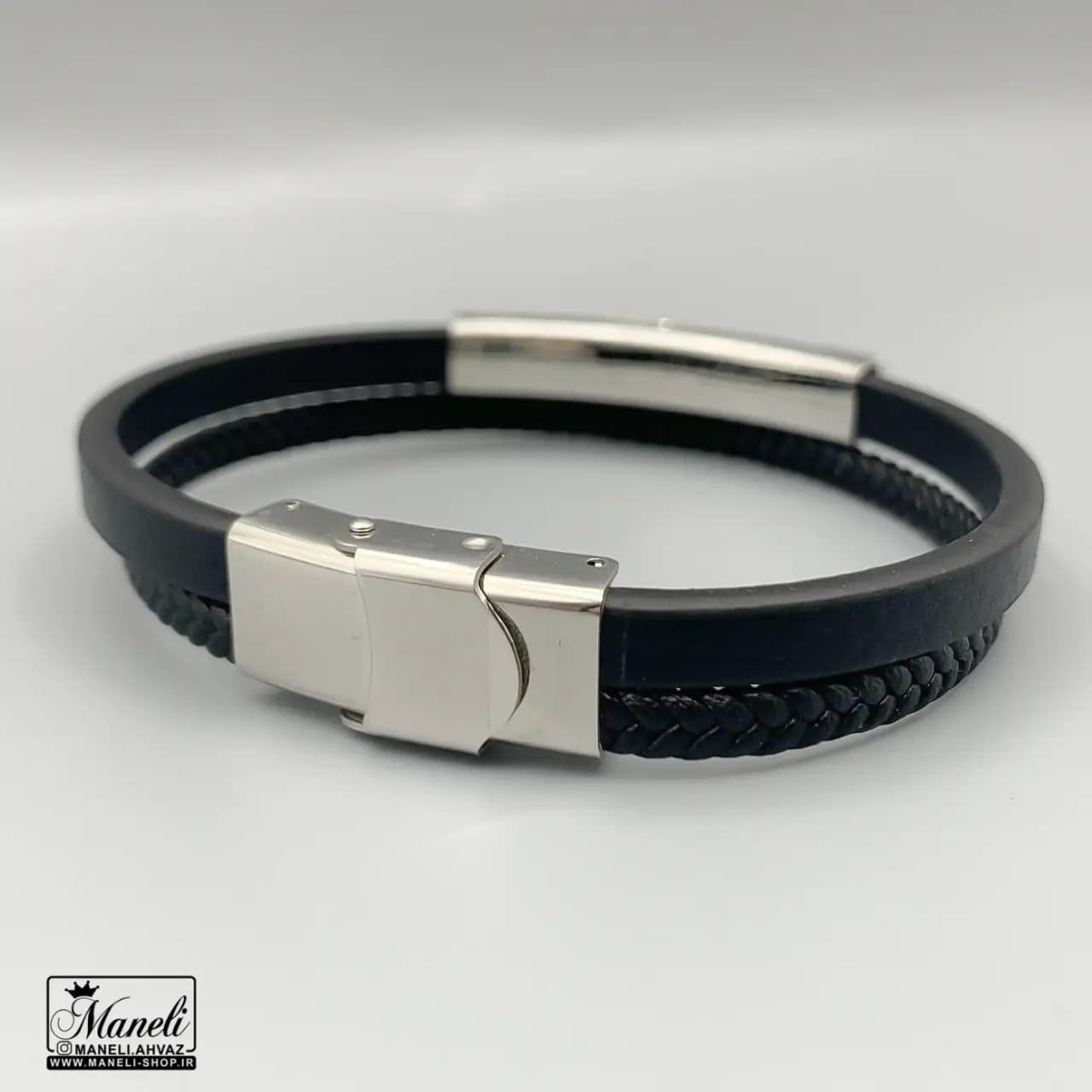 دستبند چرم مردانه با پلاک استیل نقره ای حک Cartier کارتیر 14040182 — تصویر ۴