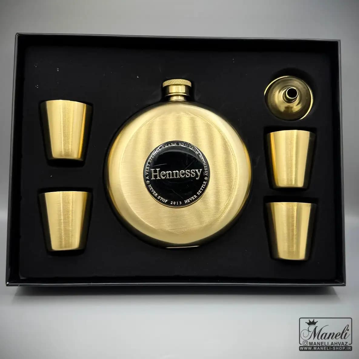 هیپ فلاسک و شات طلایی Hennessy گرد | استیل | چهار شات 140310105