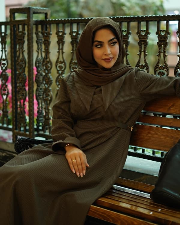 پیراهن دیپلمات — تصویر ۹