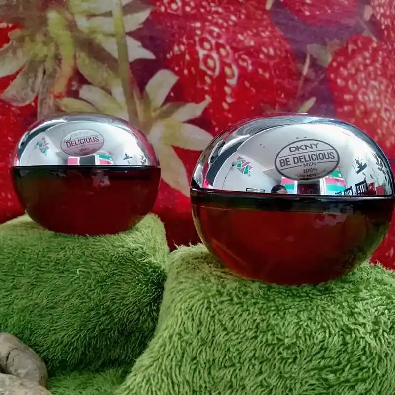 DKNY Red Delicious For Men — تصویر ۵