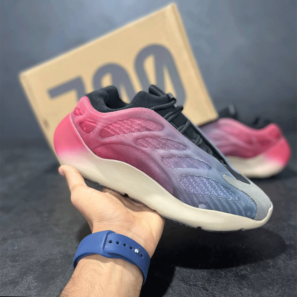 آدیداس یزی 700 adidas yeezy 700 v3 fade carbon — تصویر ۴
