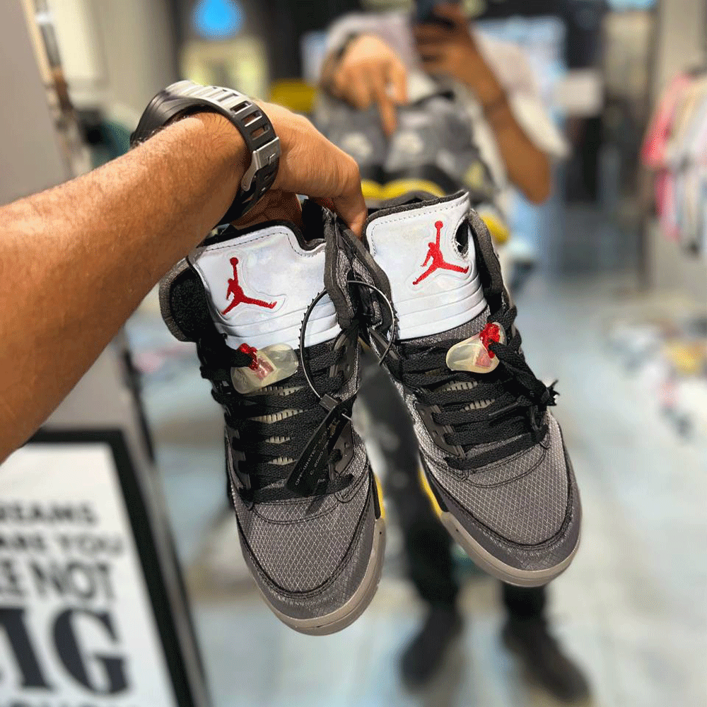 نایک ایر جردن 5 آف وایت Nike Air Jordan 5 X Off-White — تصویر ۳