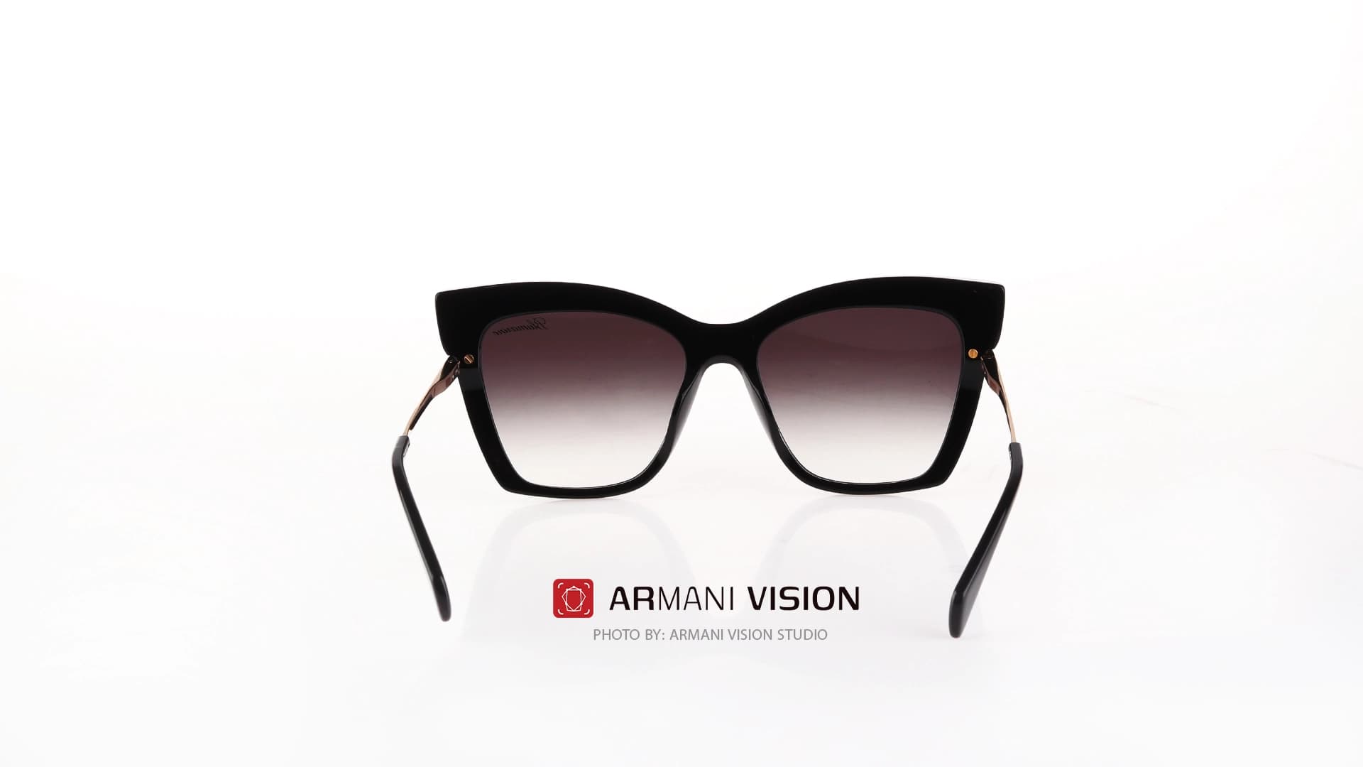 عینک بلومارین BLUMARINE – SBM834 – 700 — تصویر ۳