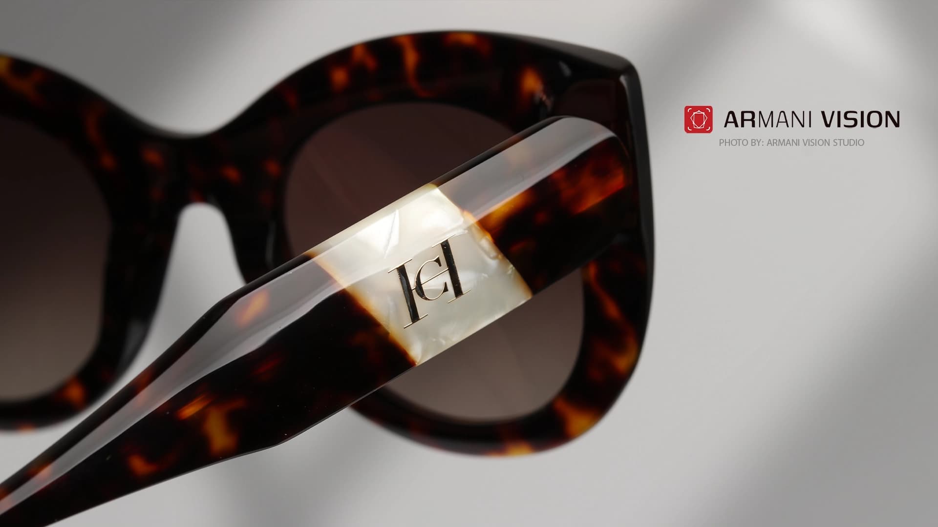 عینک کارولینا هررا CAROLINA HERRERA – HER0127S – C9KHA — تصویر ۸