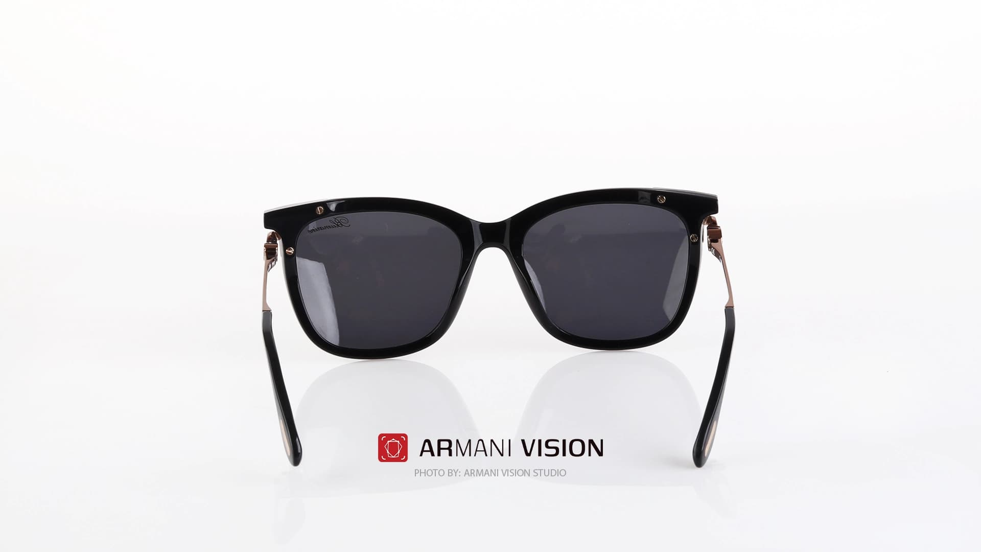 عینک بلومارین BLUMARINE – SBM164S – 700 — تصویر ۳