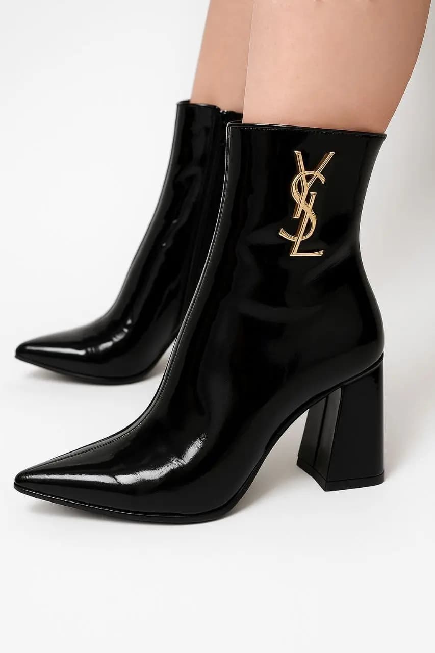 نیم بوت ورنی زنانه پاشنه YSL کد 6227