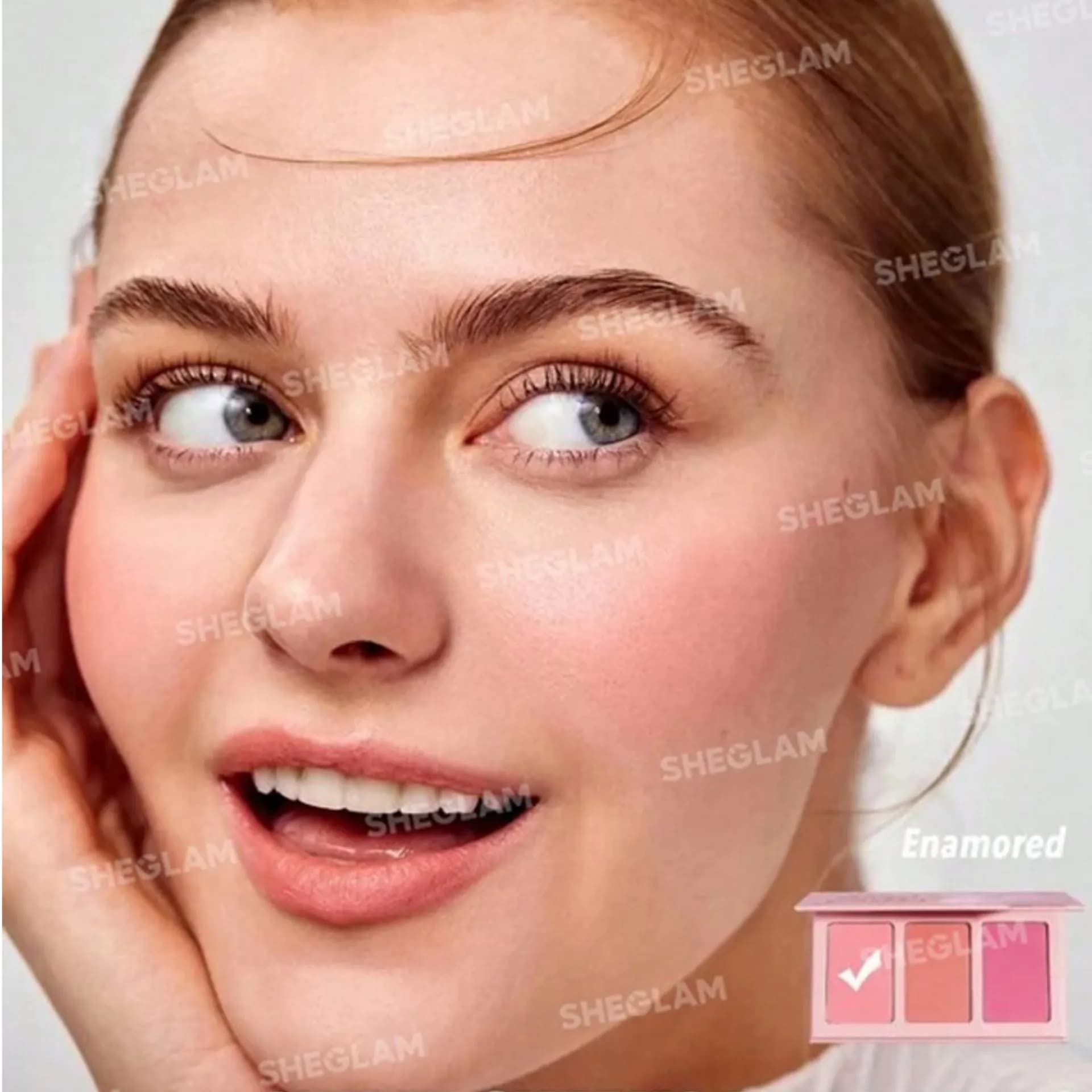 پالت رژگونه سه رنگ مدل Enamored شیگلم SHEGLAM — تصویر ۲
