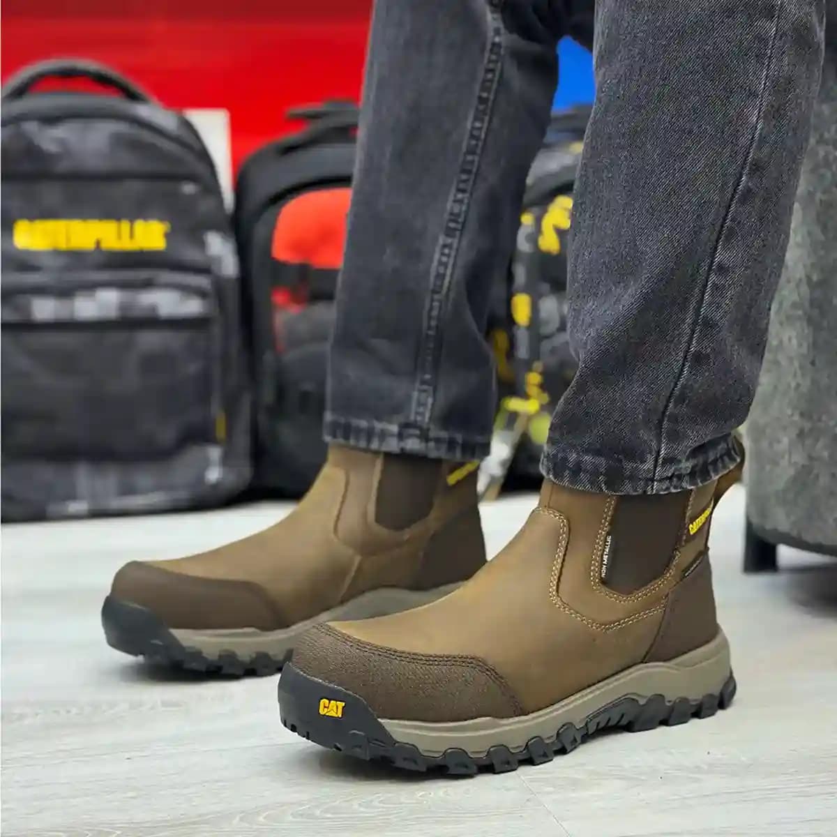 کفش ایمنی مردانه کاترپیلار مدل Caterpillar Threshold P726289 — تصویر ۴