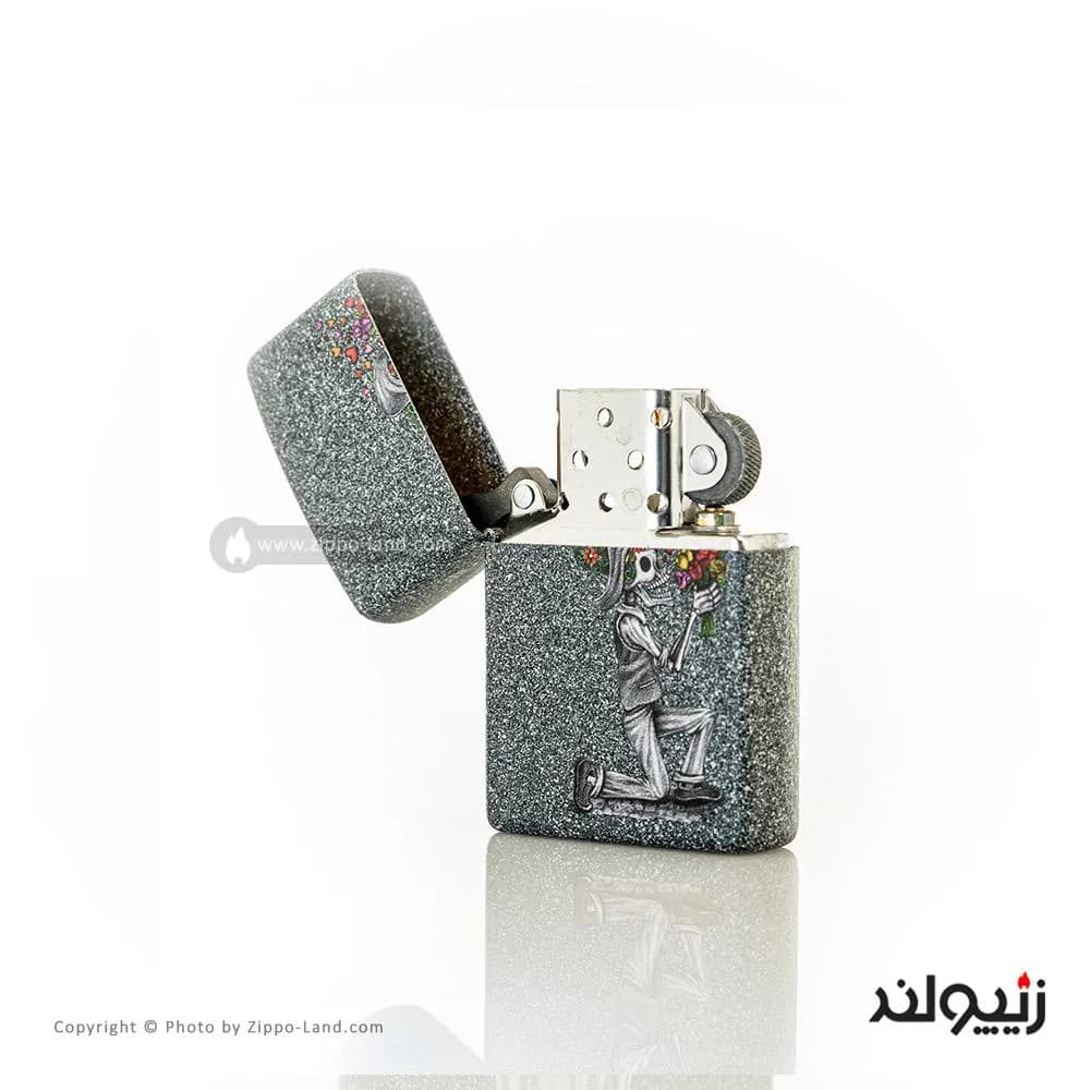 فندک زیپو مدل Iron Stone Couple کد 28987 — تصویر ۶